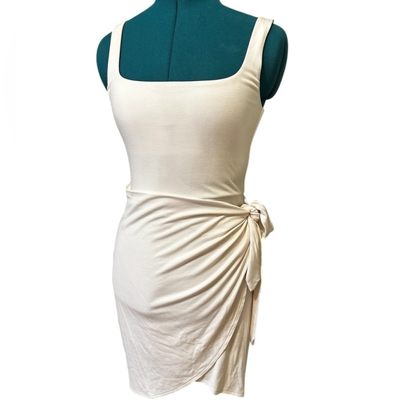 Aritzia Wilfred Saturn Mini Jersey Wrap in Light Birch Dress Size Small - Picture 5 of 10